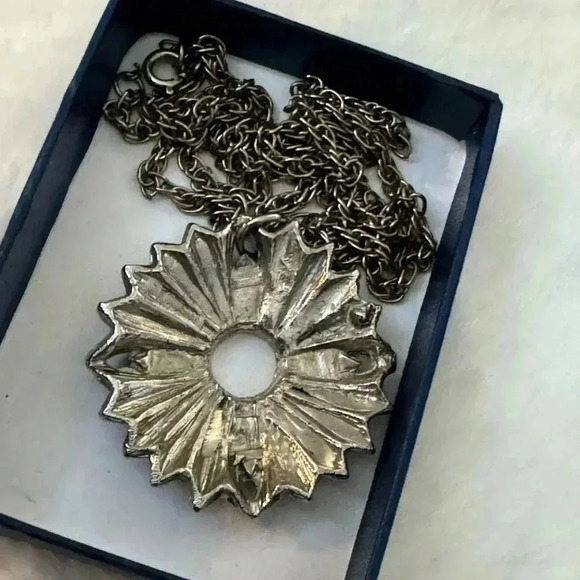 Vintage Flower Starburst Silver Necklace MCM 70’e 80’s Hippie Boho Flower Indie - Picture 3 of 6
